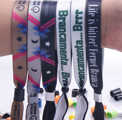 Adjustable Custom Sports Bracelets Polyester Sports Wrist Bracelet Tear Resistant
