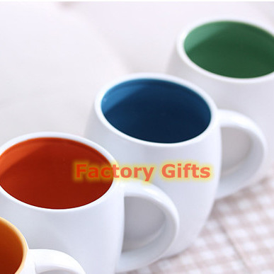 Stylish Custom Two Tone Mug And Cup 500ml Ceramic Barrel Coffee Mug Easy Cleaning