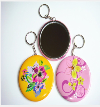 Durable Promotional Metal Keychains Portable Pocket Mirror Keychain Tin Material
