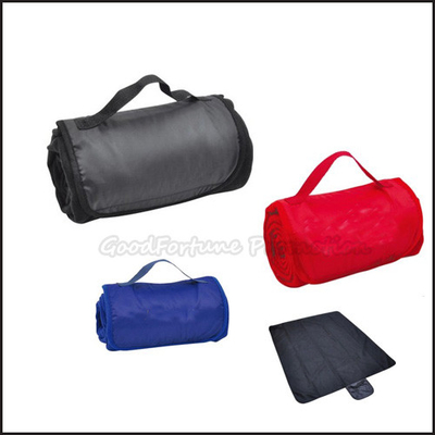 Customized Oxford Thick Waterproof Camping Blanket For Cold Weather